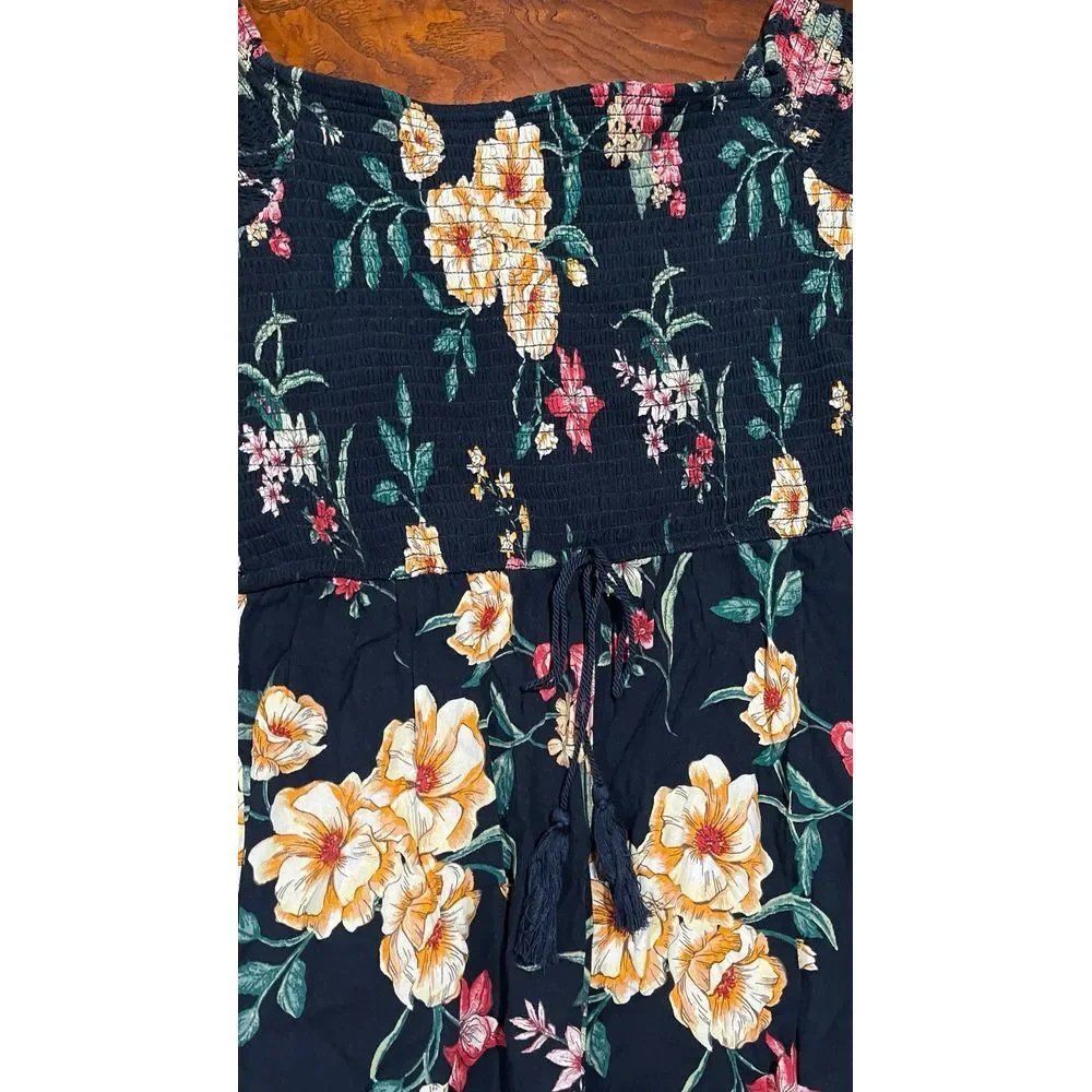 Xhilaration women's Floral blue and pink Jumpsuit size leggings‎ size medium - Picture 3 of 11